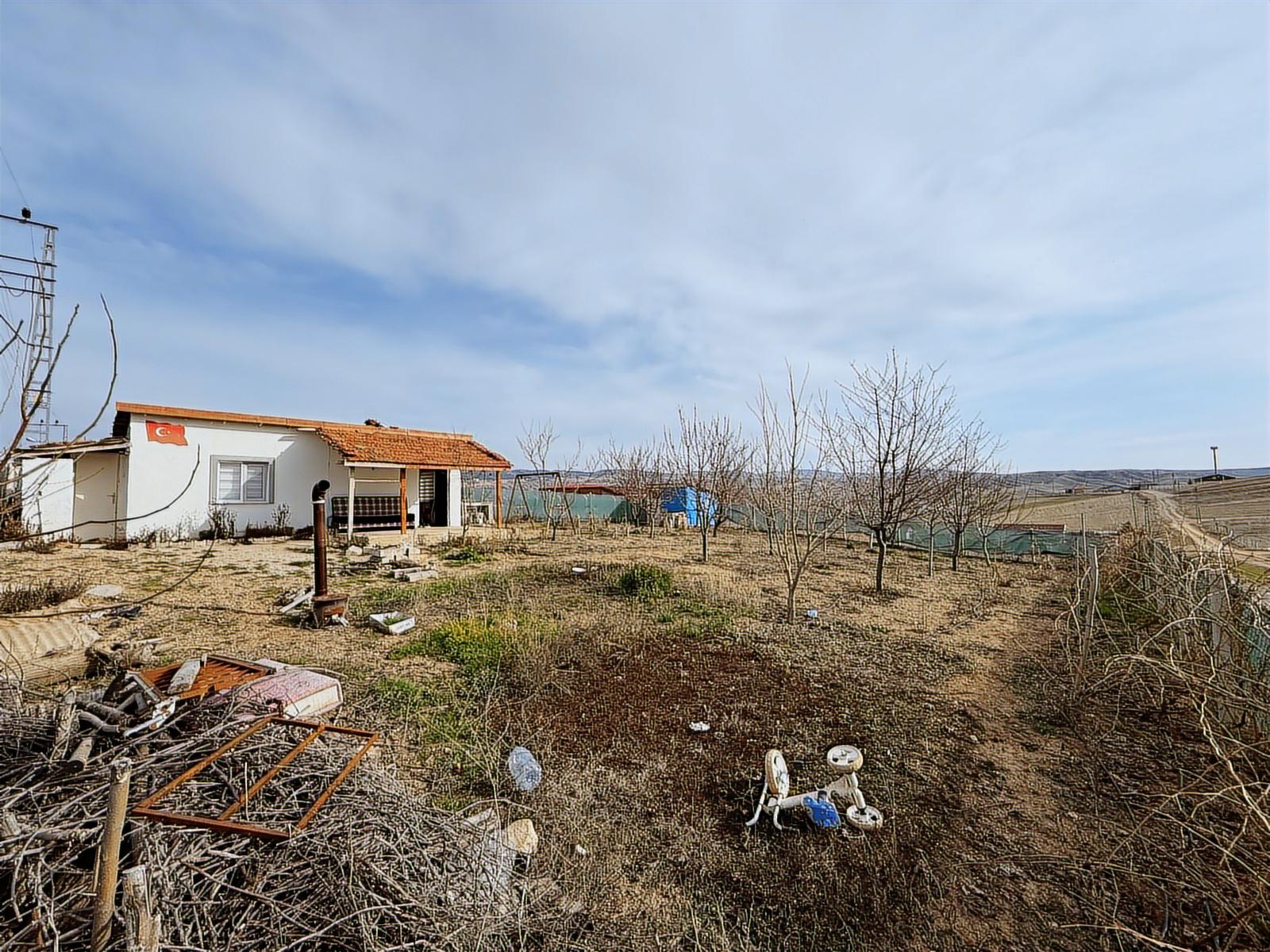İ&F DEN KİMESKİ DE ÇEVRE YOLU YANI 541 M² HAZIR DÜZEN BAHÇE