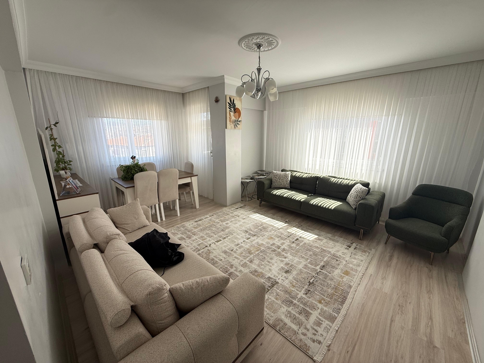 İ&F DEN ATATURK BULVARI YAKINI YENİ VE ARAKAT 3+1 DAİRE