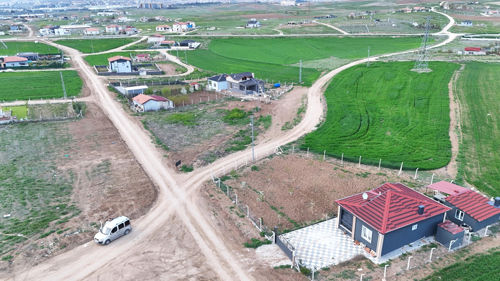 İ&FDEN KÖŞEBAŞI KONUT İMARLI 740m² MUHTEŞEM YATIRIM FIRSATI ARSA