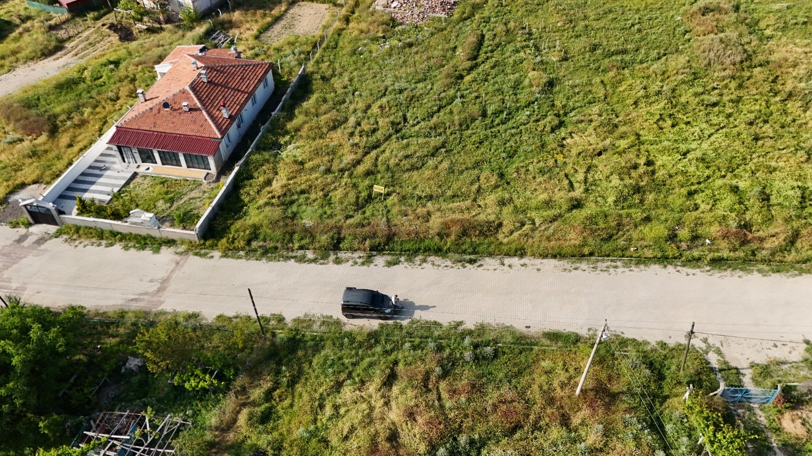 İ&F GAYRİMENKUL DEN DOĞALGAZ ELEKTRİK YANI BAŞINDA 531 M² ARSA