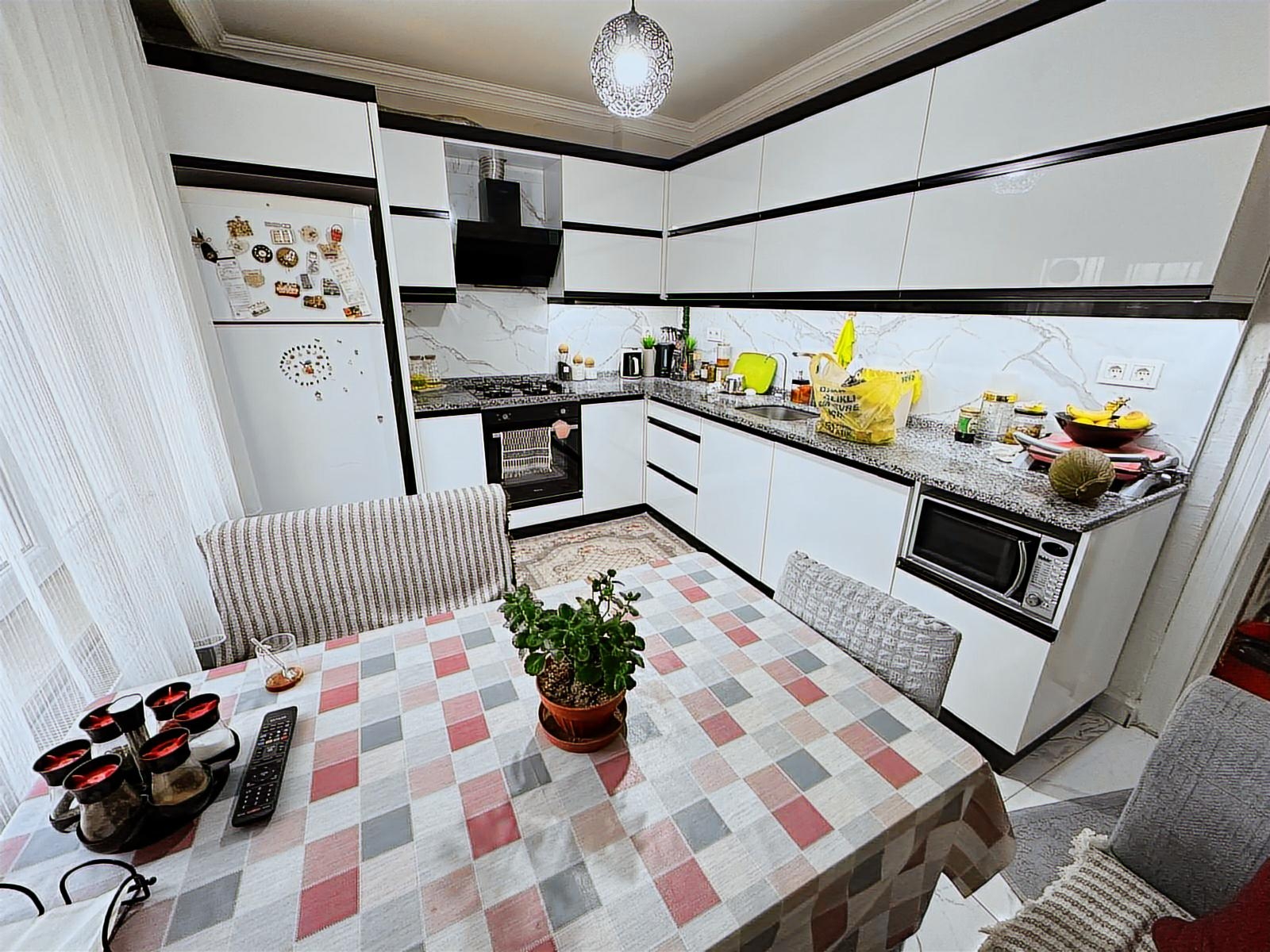 İ&F DEN YUVADA 750 M² ARSA ÜZERİNE KURULU İÇİ YAPILI MÜSTAKİL EV