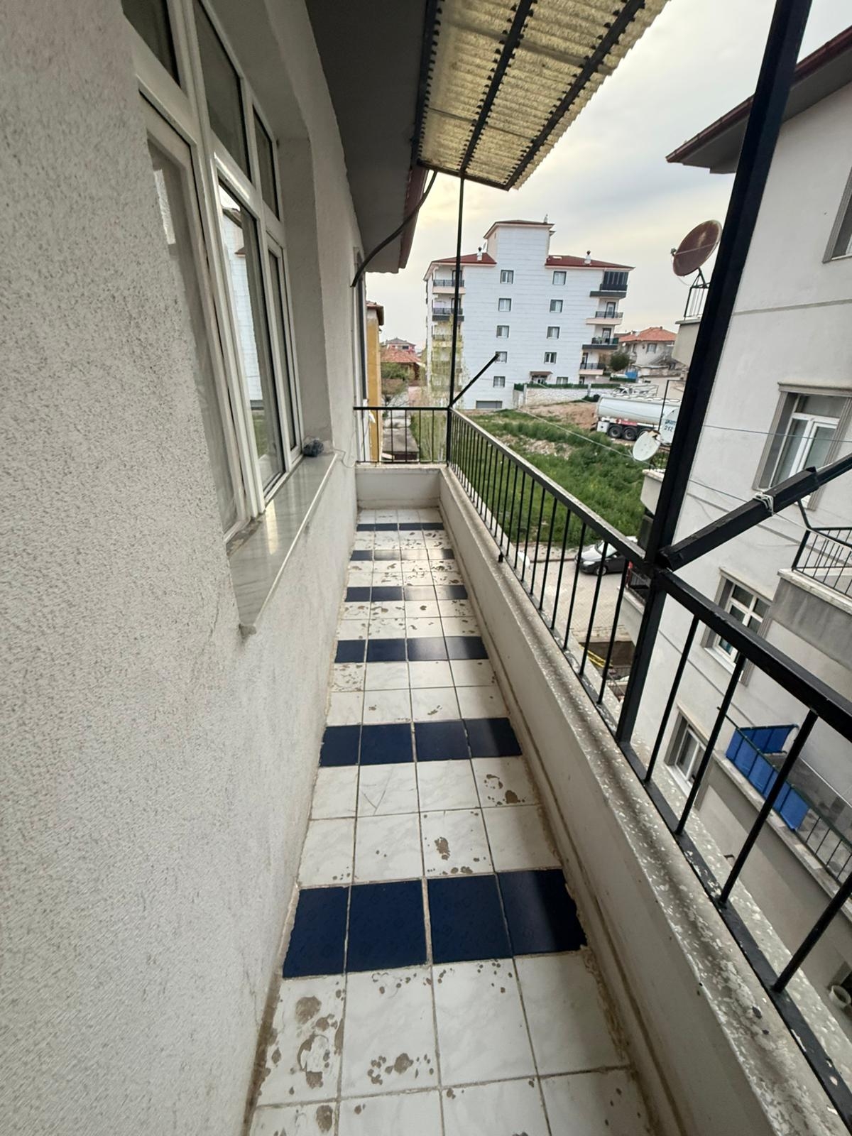 --İ&F DEN ETİLERDE ÖNÜ AÇIK 3+1 MASRAFSIZ YAPILI DAİRE--